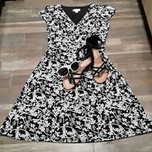 ANN TAYLOR LOFT DRESS